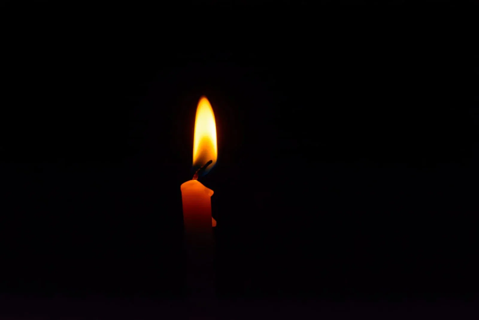 candle Brennende Kerze im dunkeln
