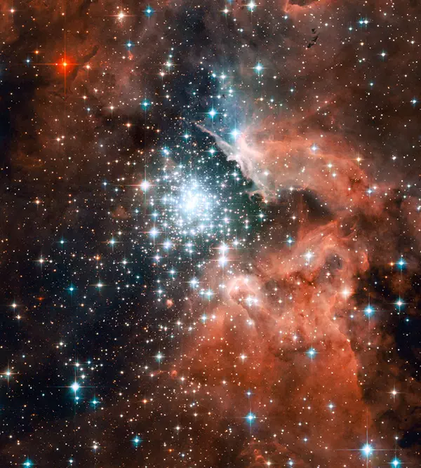 Ein Bild einer Sternhaufen im Weltraum.
